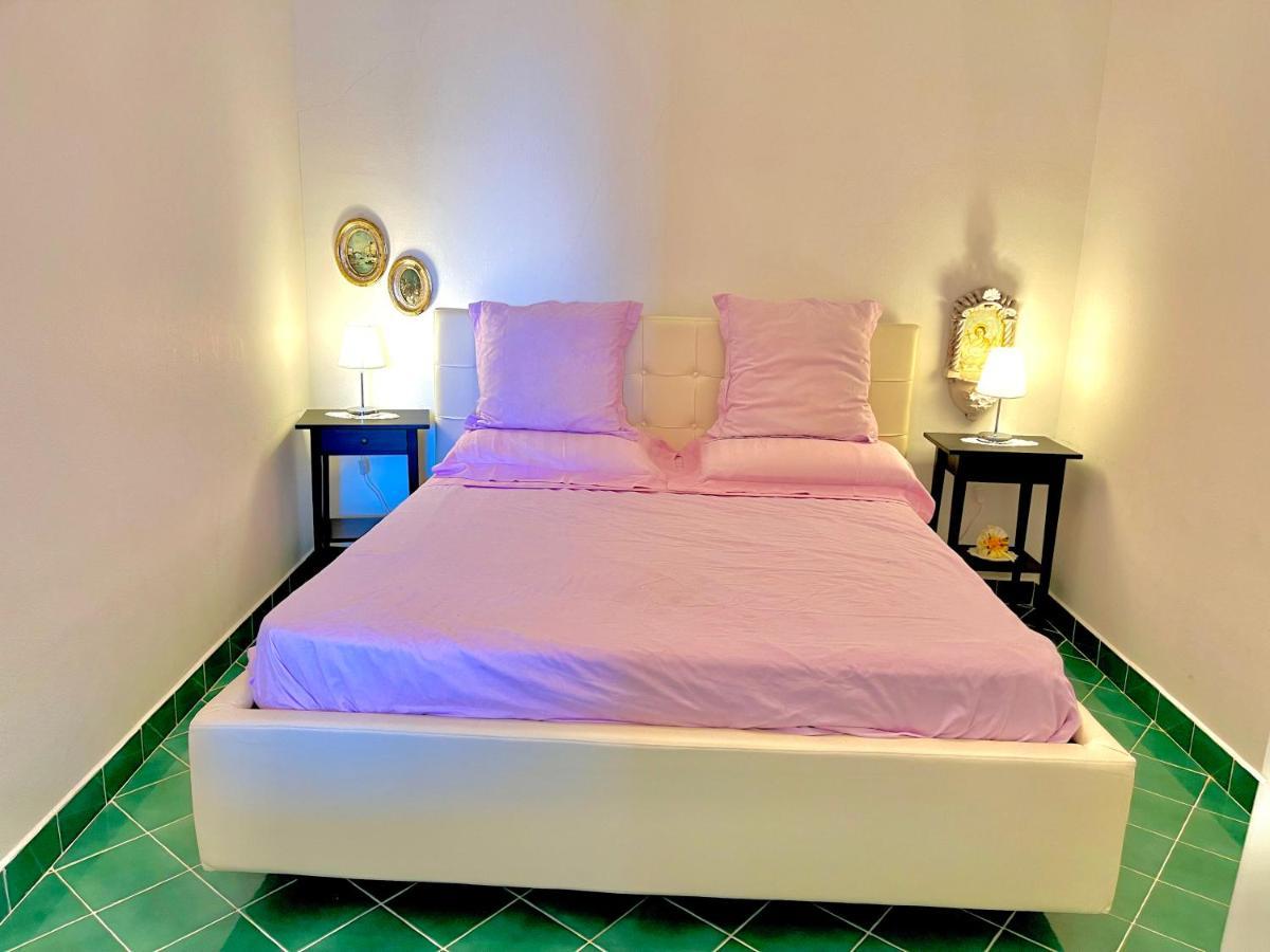 La Finestra Sul Duomo, Amalfi Coast Apartment Vietri Bagian luar foto