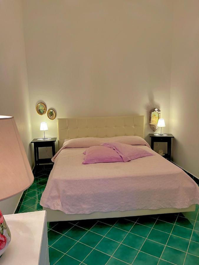 La Finestra Sul Duomo, Amalfi Coast Apartment Vietri Bagian luar foto