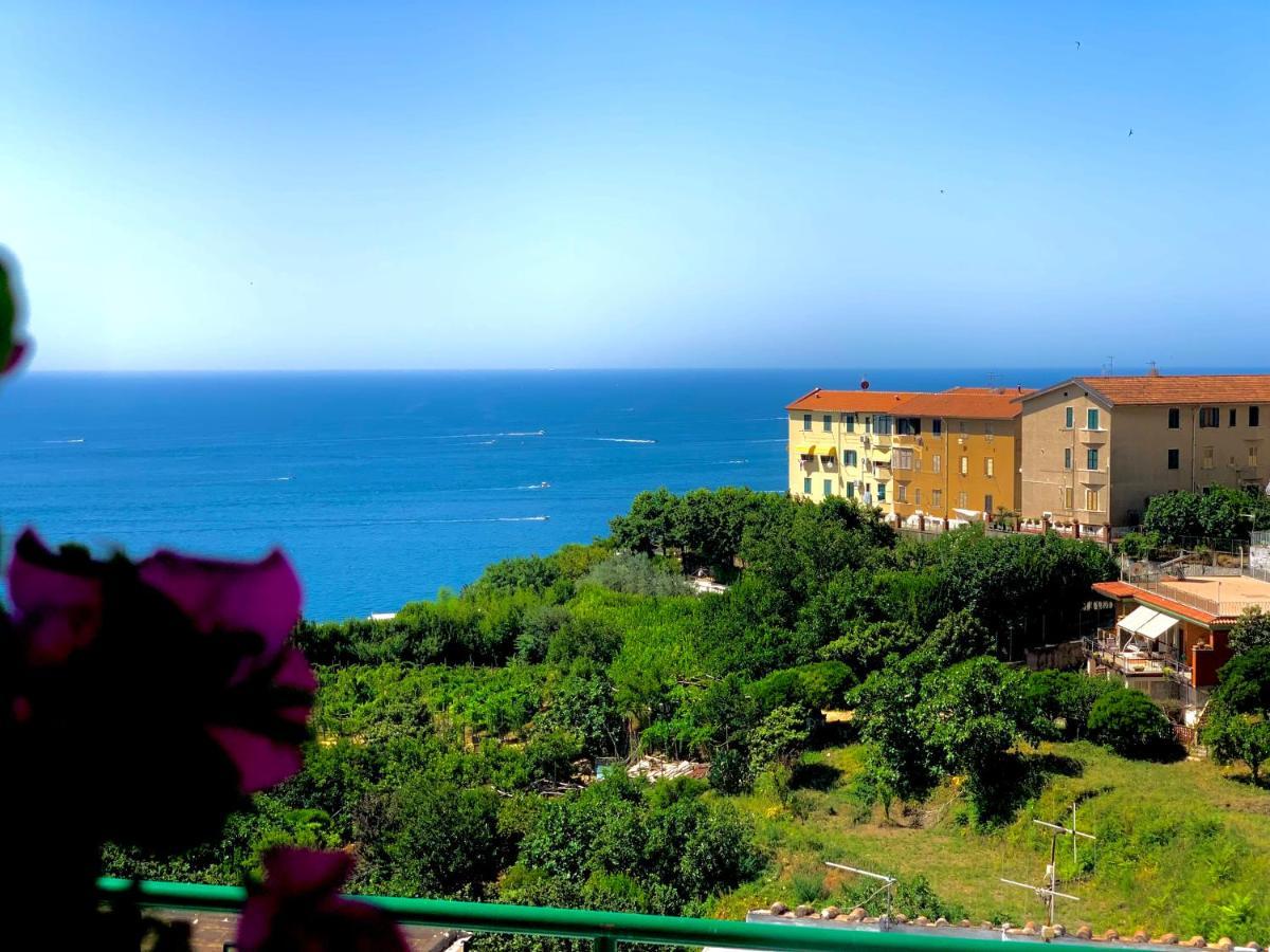 La Finestra Sul Duomo, Amalfi Coast Apartment Vietri Bagian luar foto