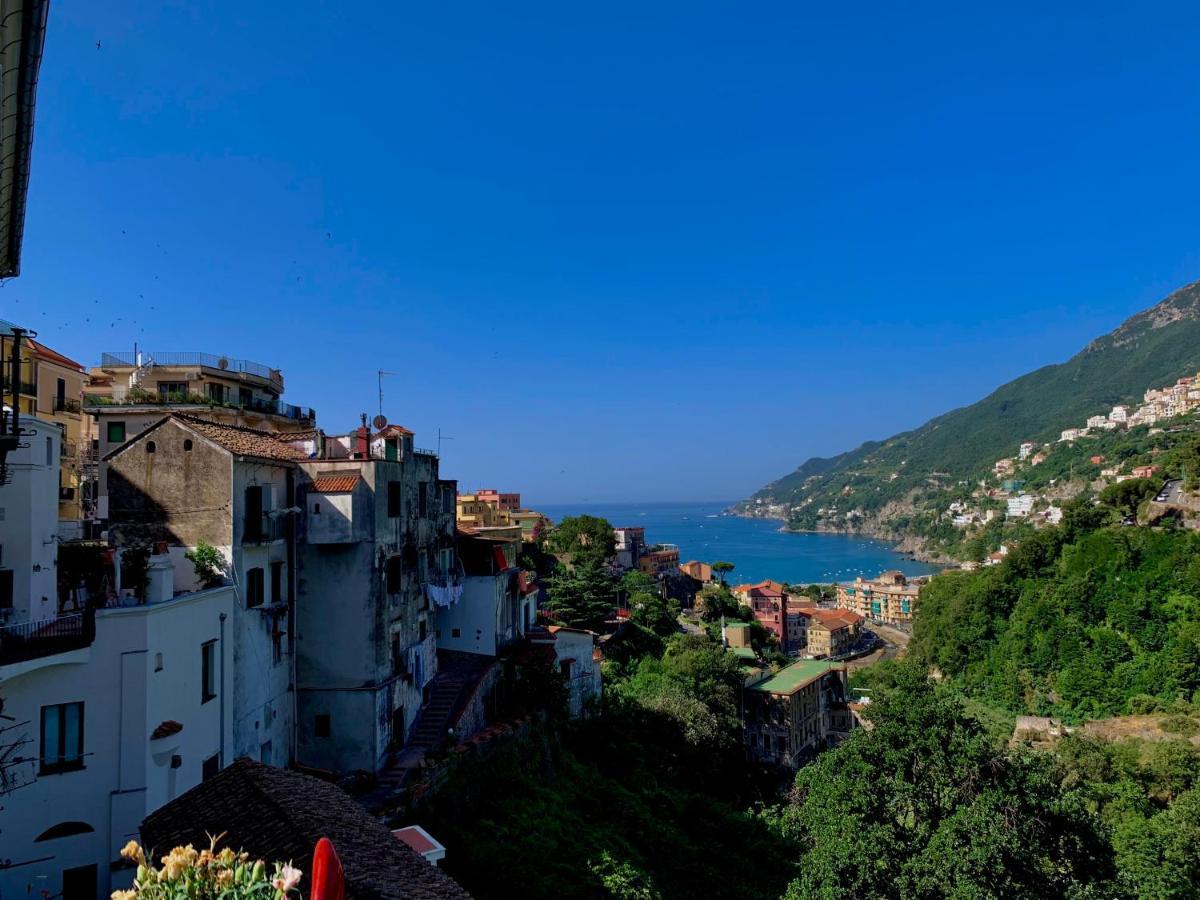La Finestra Sul Duomo, Amalfi Coast Apartment Vietri Bagian luar foto
