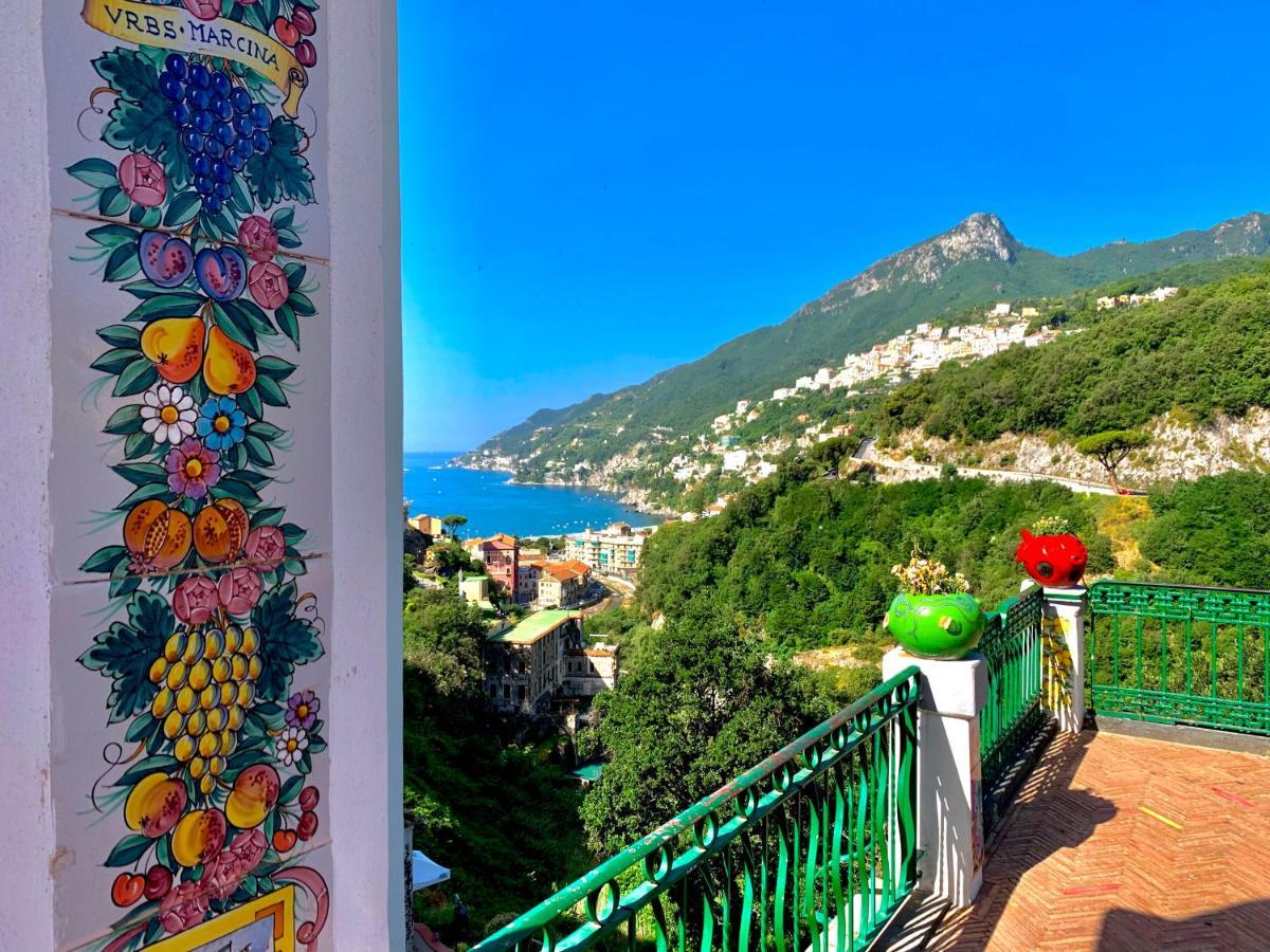 La Finestra Sul Duomo, Amalfi Coast Apartment Vietri Bagian luar foto