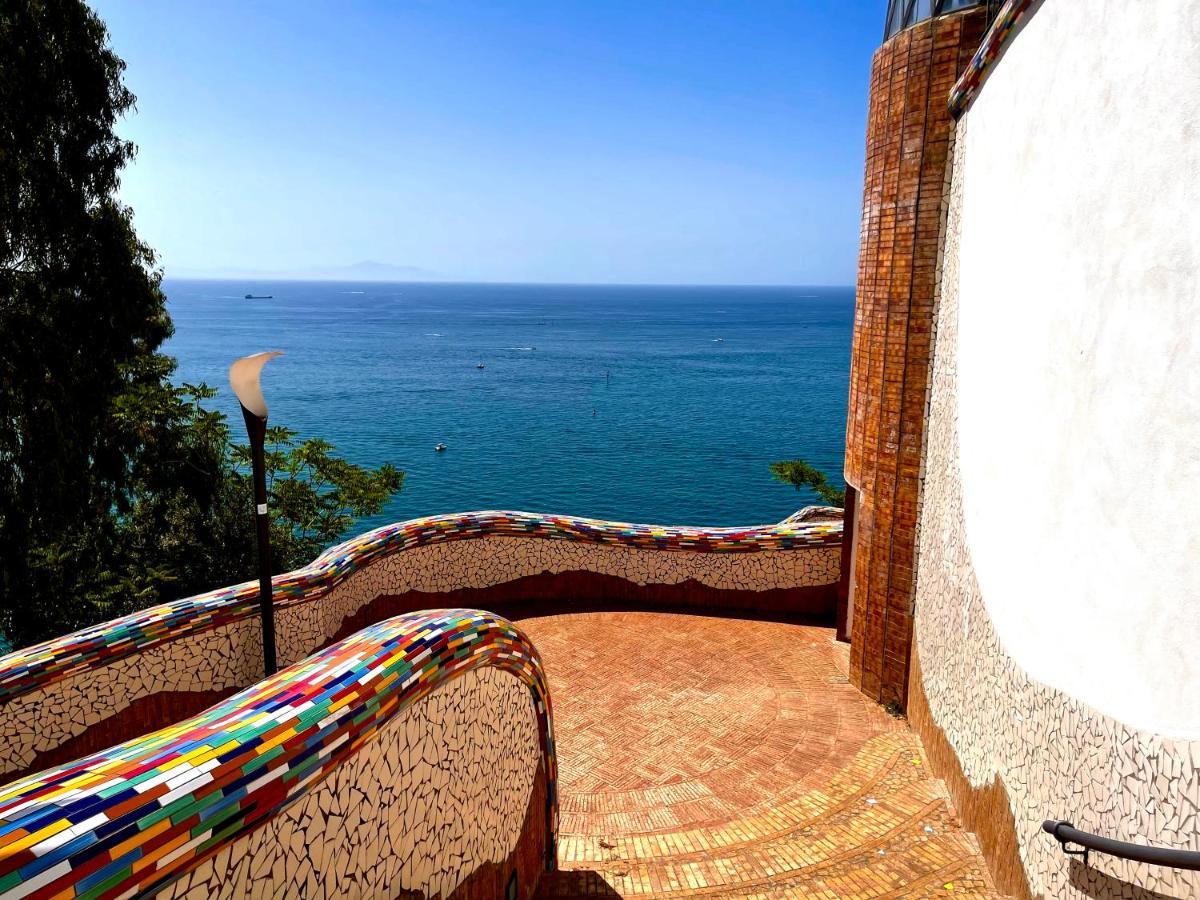 La Finestra Sul Duomo, Amalfi Coast Apartment Vietri Bagian luar foto
