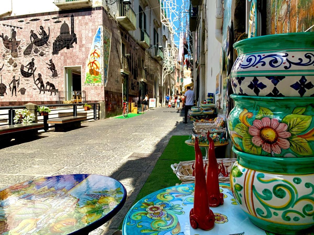La Finestra Sul Duomo, Amalfi Coast Apartment Vietri Bagian luar foto