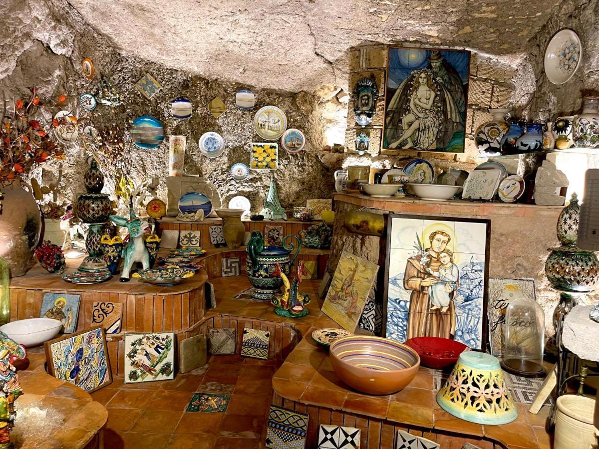 La Finestra Sul Duomo, Amalfi Coast Apartment Vietri Bagian luar foto